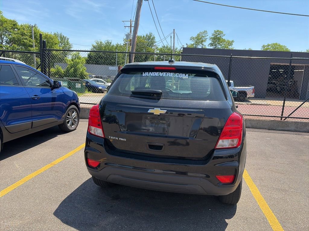 Used 2017 Chevrolet Trax LS AWD/4WD image 7