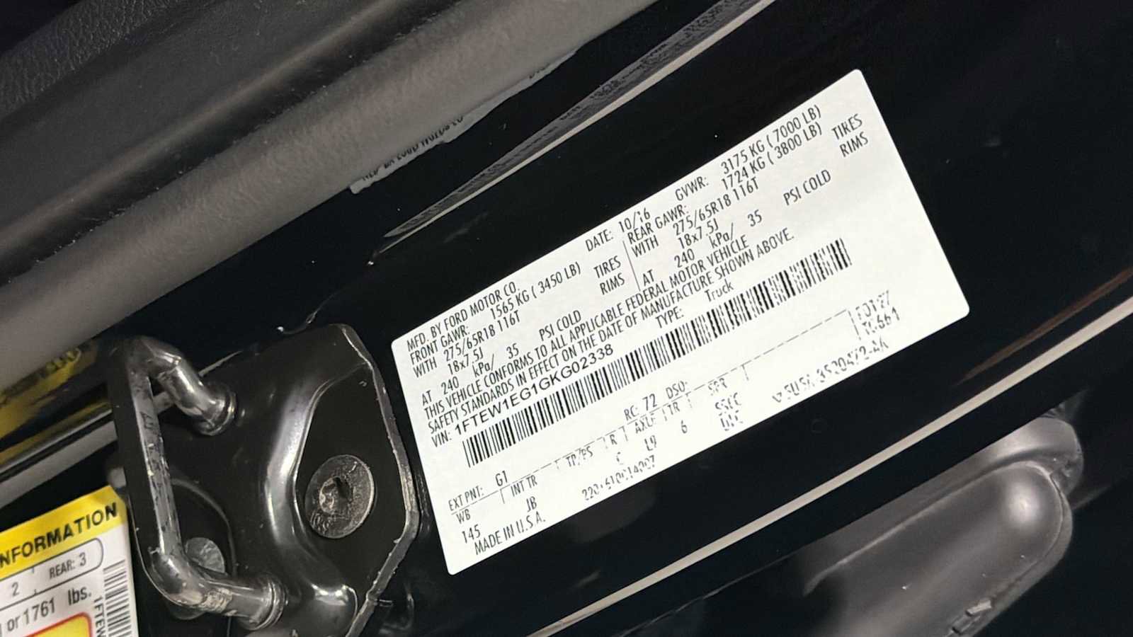 Used 2016 Ford F150 XLT w/ Equipment Group 302A Luxury AWD/4WD image 11