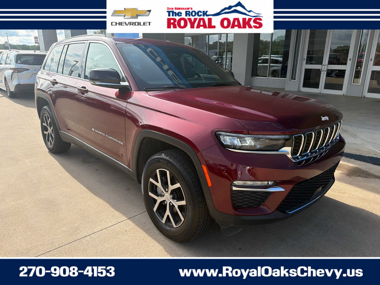Used 2024 Jeep Grand Cherokee Limited AWD/4WD image 8