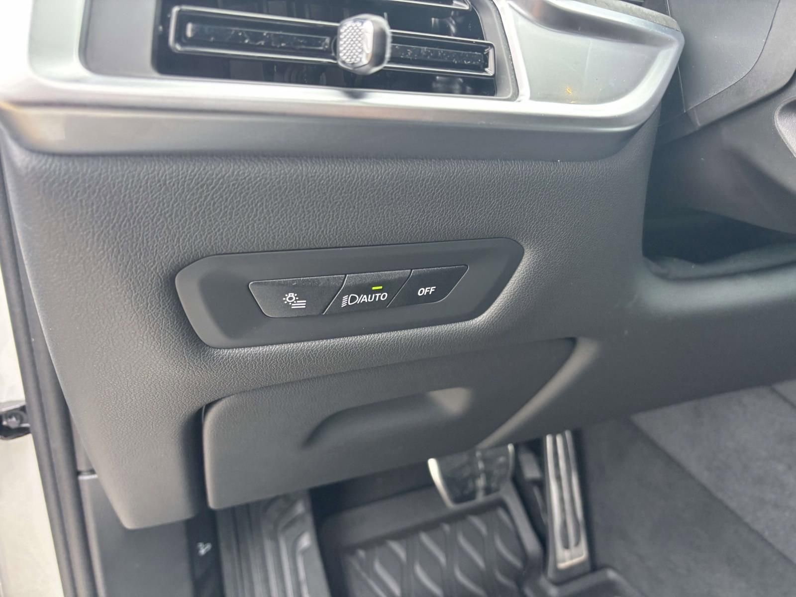 New 2026 BMW X5 xDrive50e AWD/4WD image 14