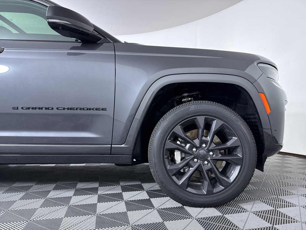 New 2026 Jeep Grand Cherokee L Limited AWD/4WD image 22
