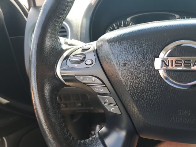 Used 2019 Nissan Pathfinder SV FWD image 12