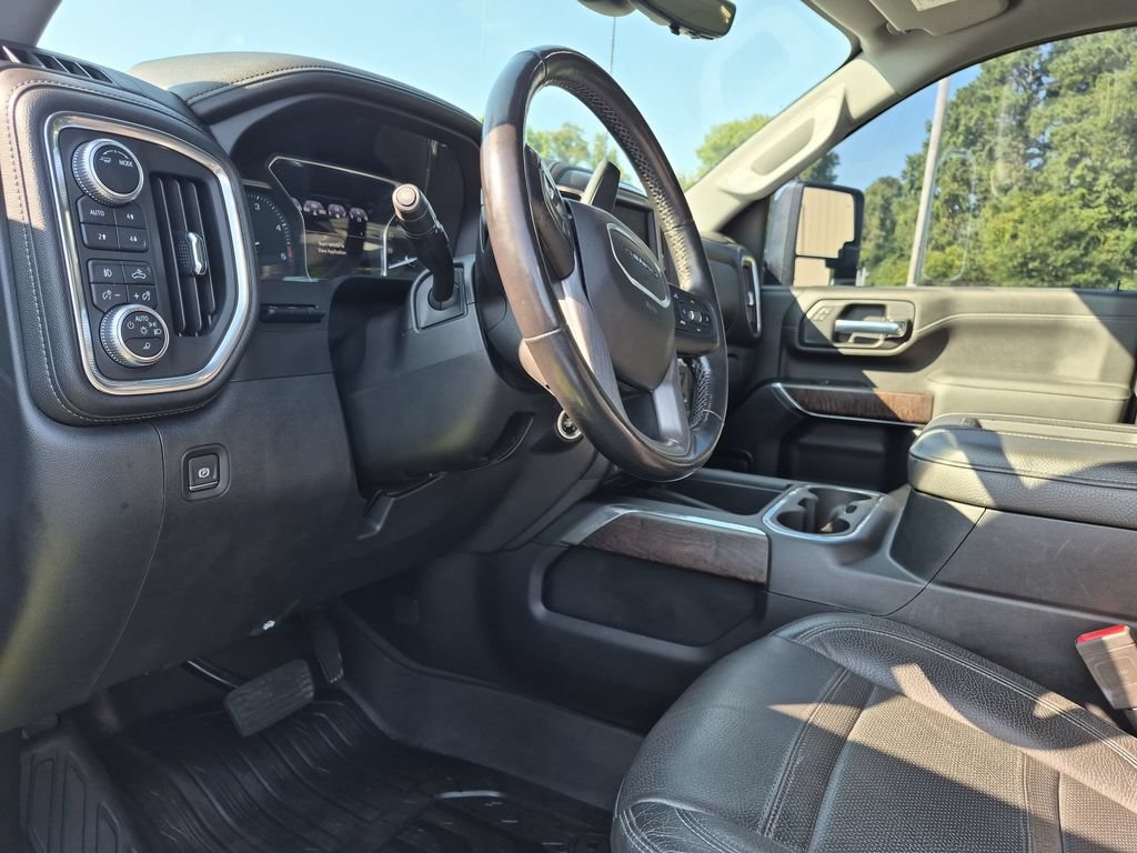 Used 2020 GMC Sierra 2500 Denali w/ Denali Ultimate Package AWD/4WD image 14