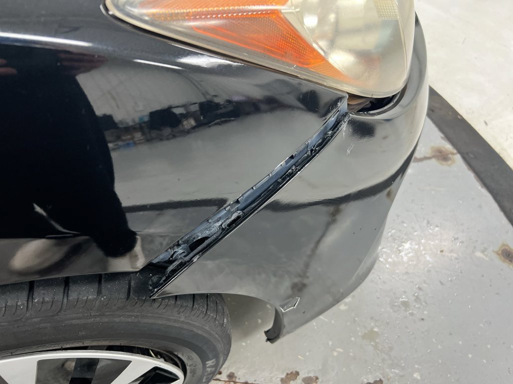 Used 2013 MAZDA MAZDA3 i Sport FWD image 29