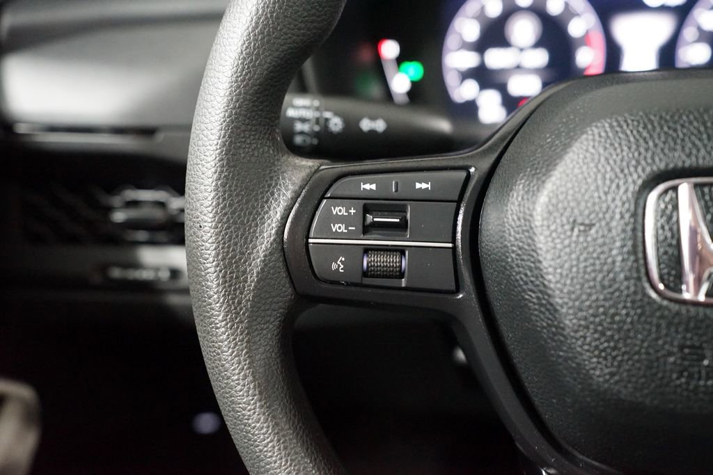 Used 2025 Honda Accord LX image 14