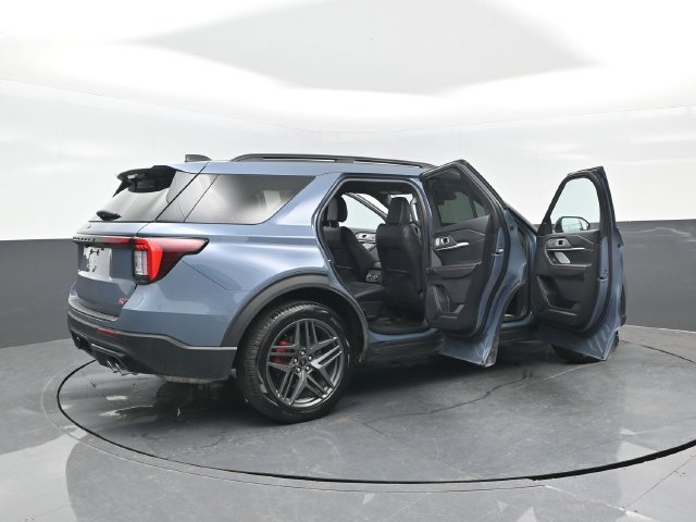 Certified 2025 Ford Explorer ST w/ Sun And Sound Package AWD/4WD image 29