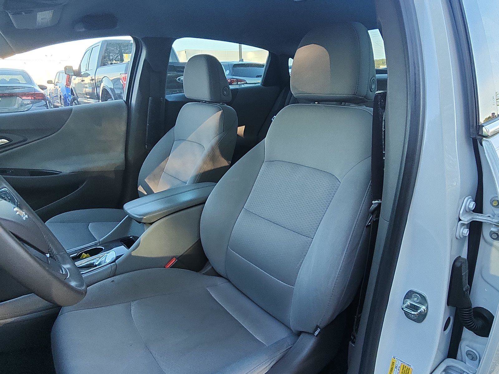 Used 2016 Chevrolet Malibu LT FWD image 17