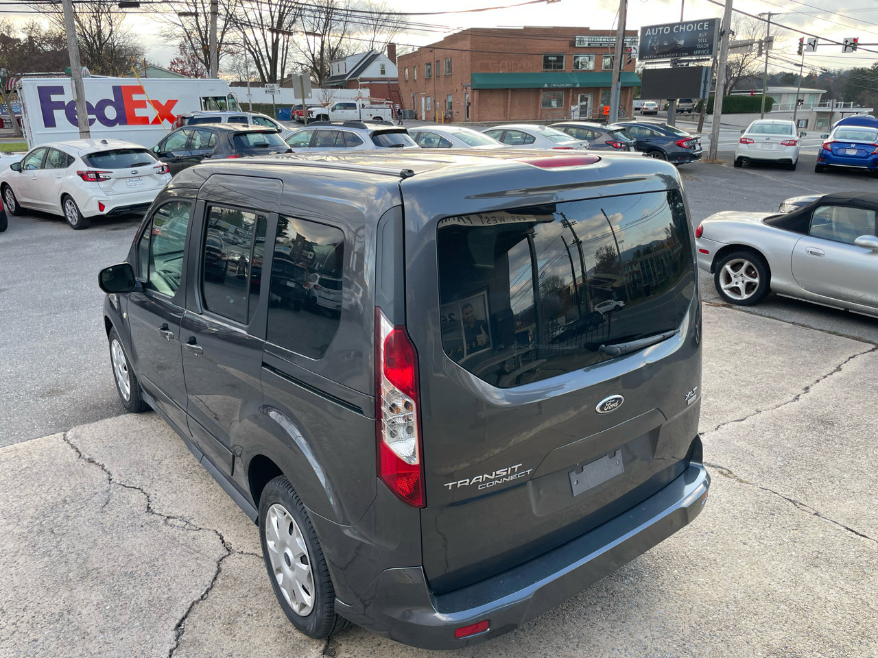 Used 2016 Ford Transit Connect XLT image 21