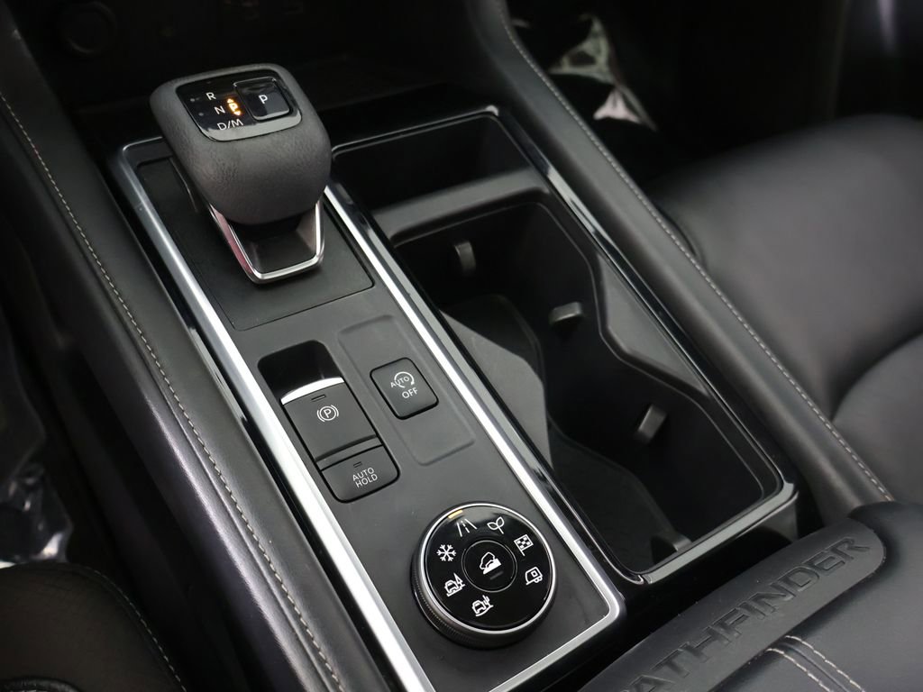 Used 2023 Nissan Pathfinder SL w/ SL Premium Package image 59