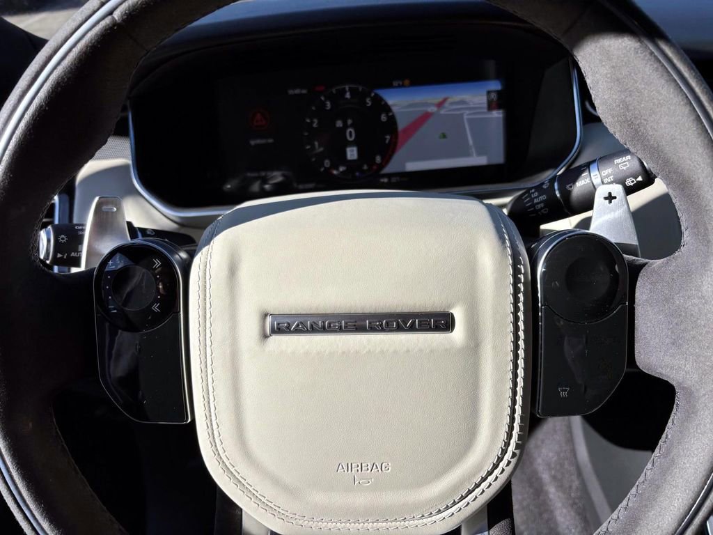 Used 2020 Land Rover Range Rover Sport HST image 15