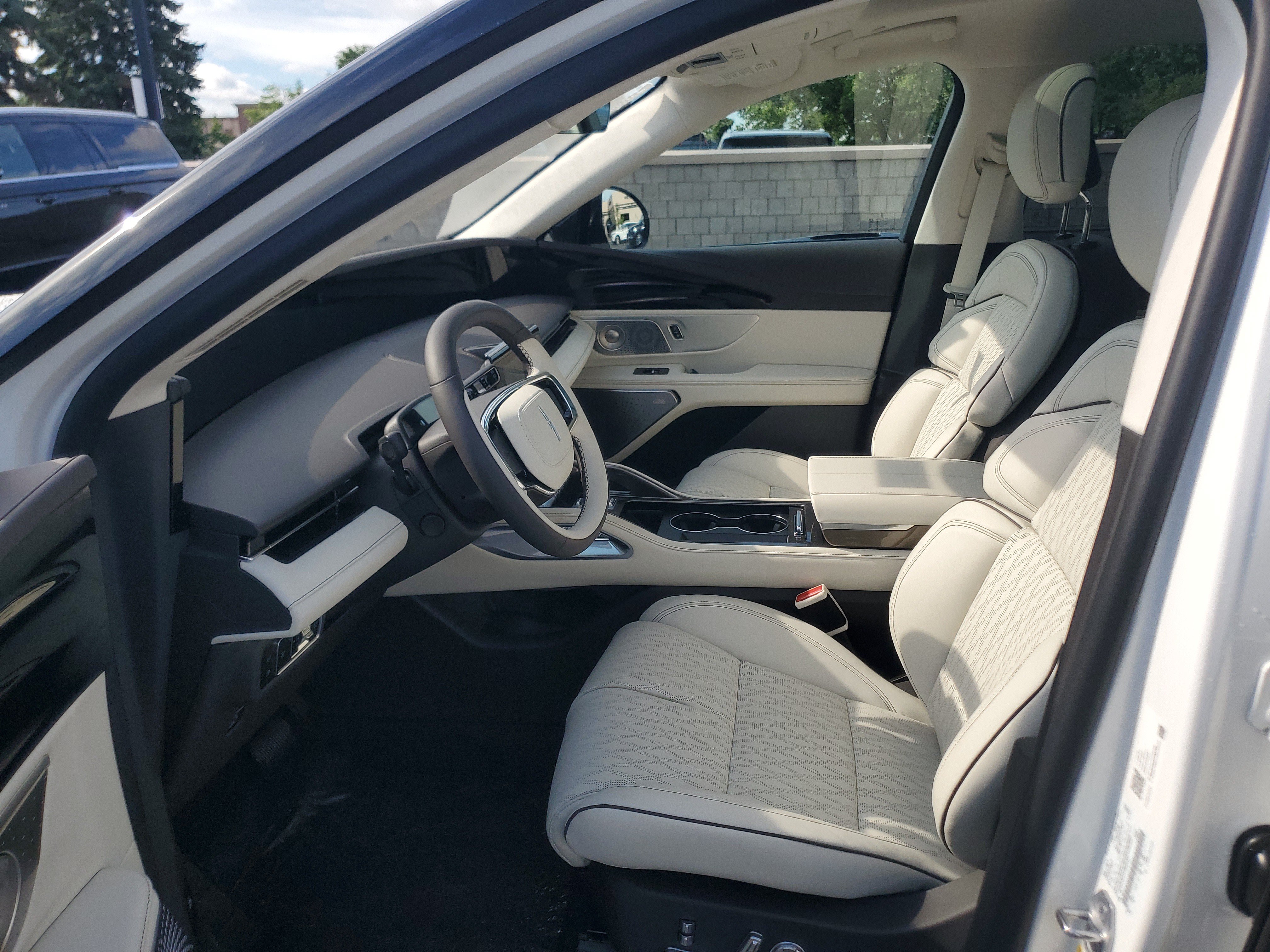 New 2026 Lincoln Nautilus Black Label AWD/4WD image 11