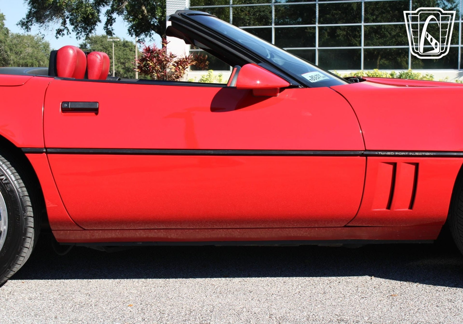Used 1989 Chevrolet Corvette Convertible RWD image 37
