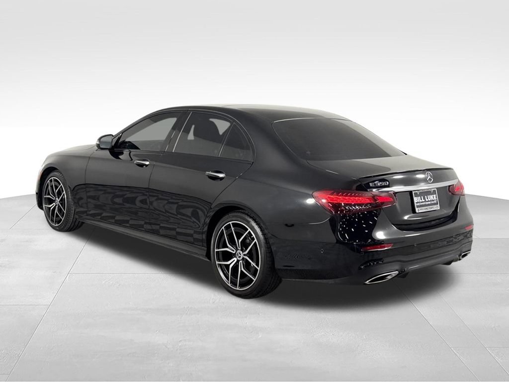 Used 2022 Mercedes-Benz E 350 Sedan image 5