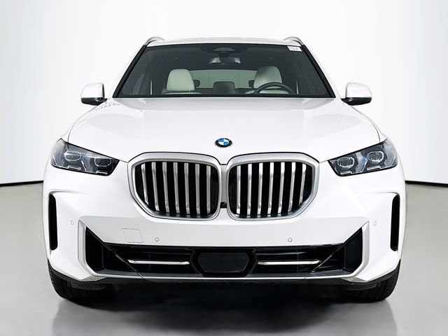 Used 2025 BMW X5 xDrive40i w/ Climate Comfort Package AWD/4WD image 2