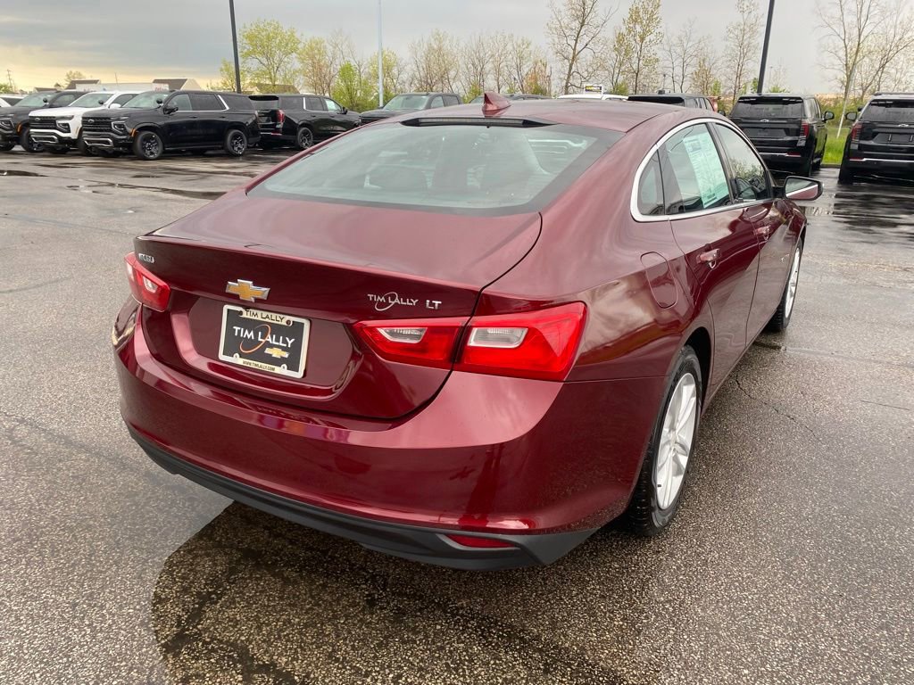 Used 2016 Chevrolet Malibu LT FWD image 7