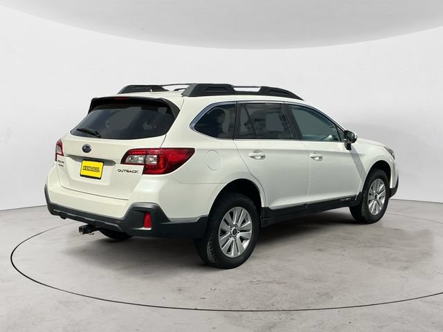 Used 2019 Subaru Outback 2.5i Premium AWD/4WD image 5
