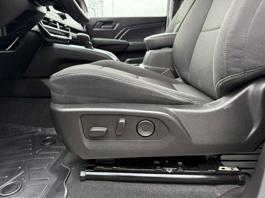 Used 2024 Chevrolet Colorado Trail Boss image 14