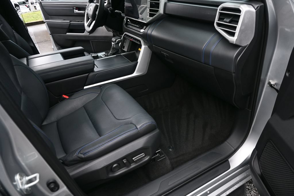 Used 2022 Toyota Tundra Platinum RWD image 21