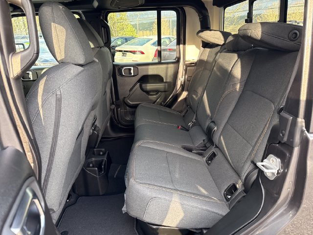 New 2026 Jeep Gladiator Sport AWD/4WD image 13