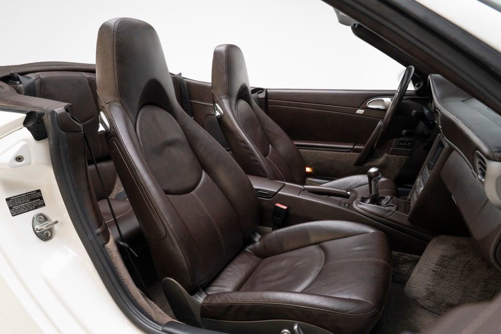 Used 2006 Porsche 911 Carrera image 45