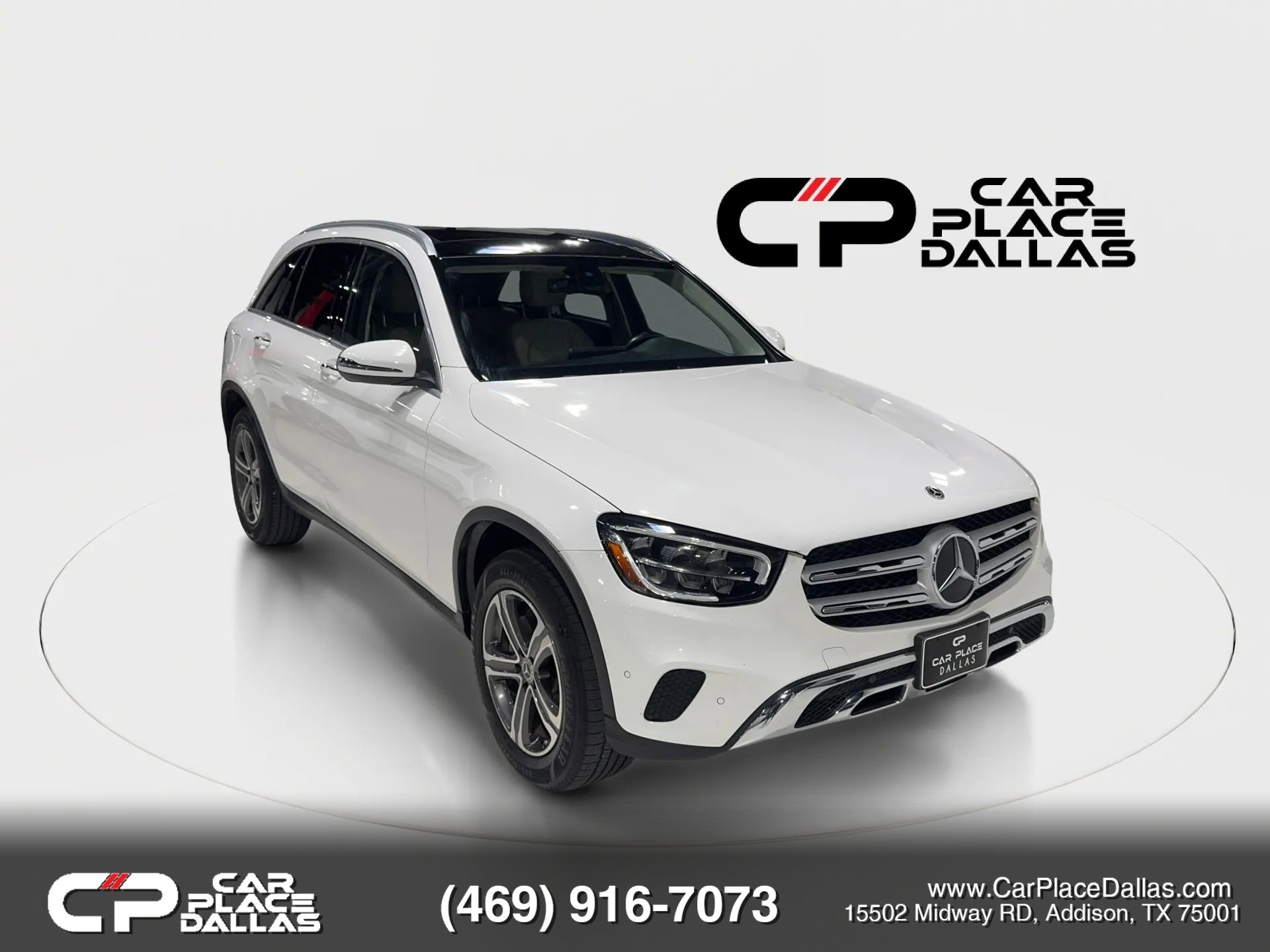 Used 2021 Mercedes-Benz GLC 300 w/ Premium Package image 2