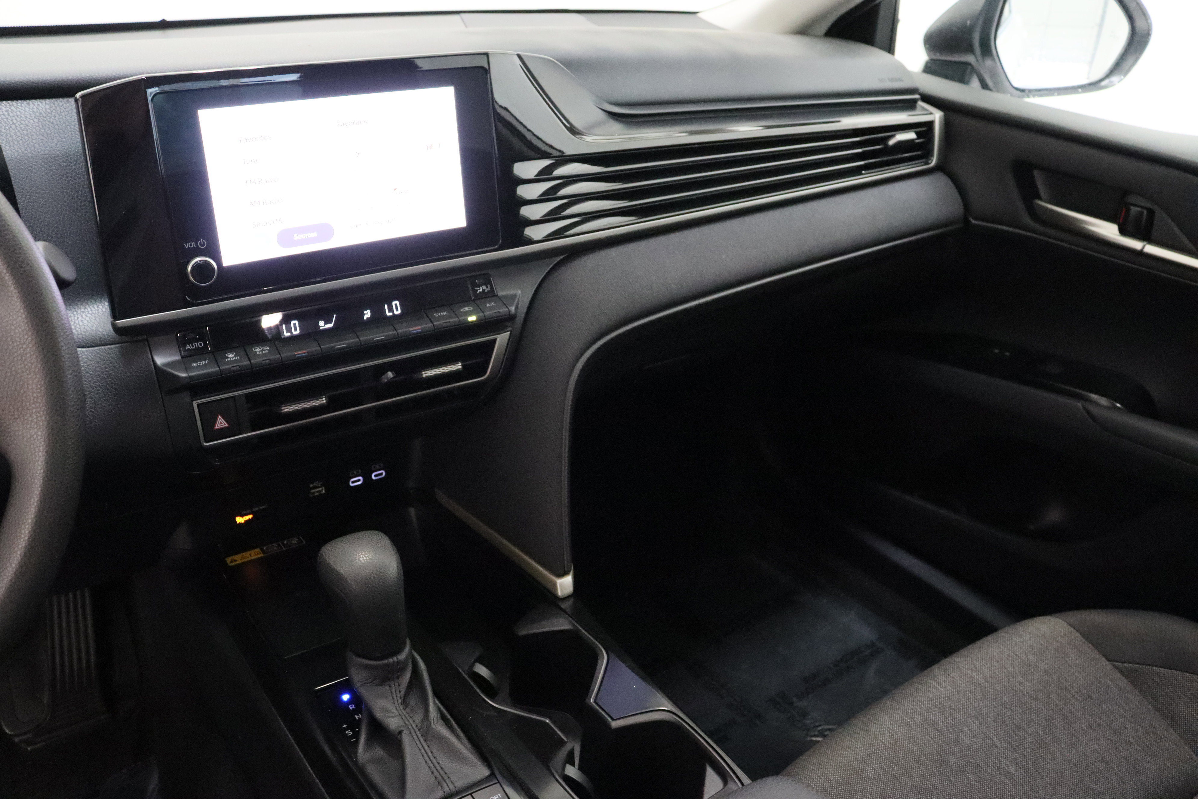 Certified 2025 Toyota Camry LE image 15