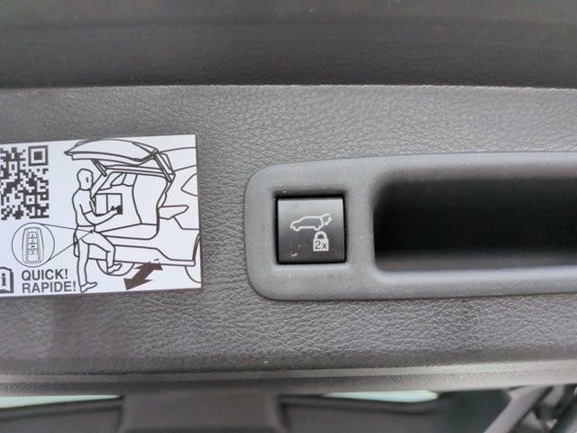 Used 2021 Toyota Sienna XSE FWD image 36