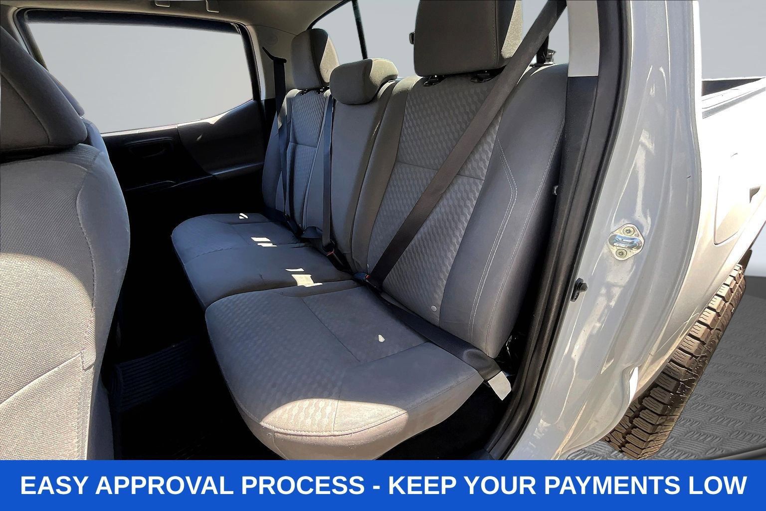 Used 2021 Toyota Tacoma SR AWD/4WD image 27