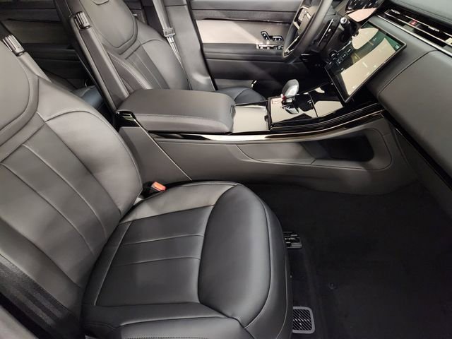 New 2026 Land Rover Range Rover Sport Dynamic SE image 3