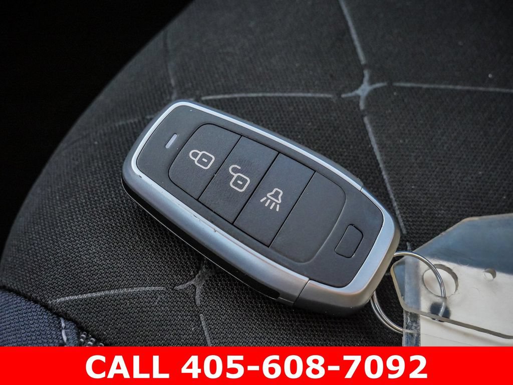 Used 2019 Nissan Kicks SV FWD image 44
