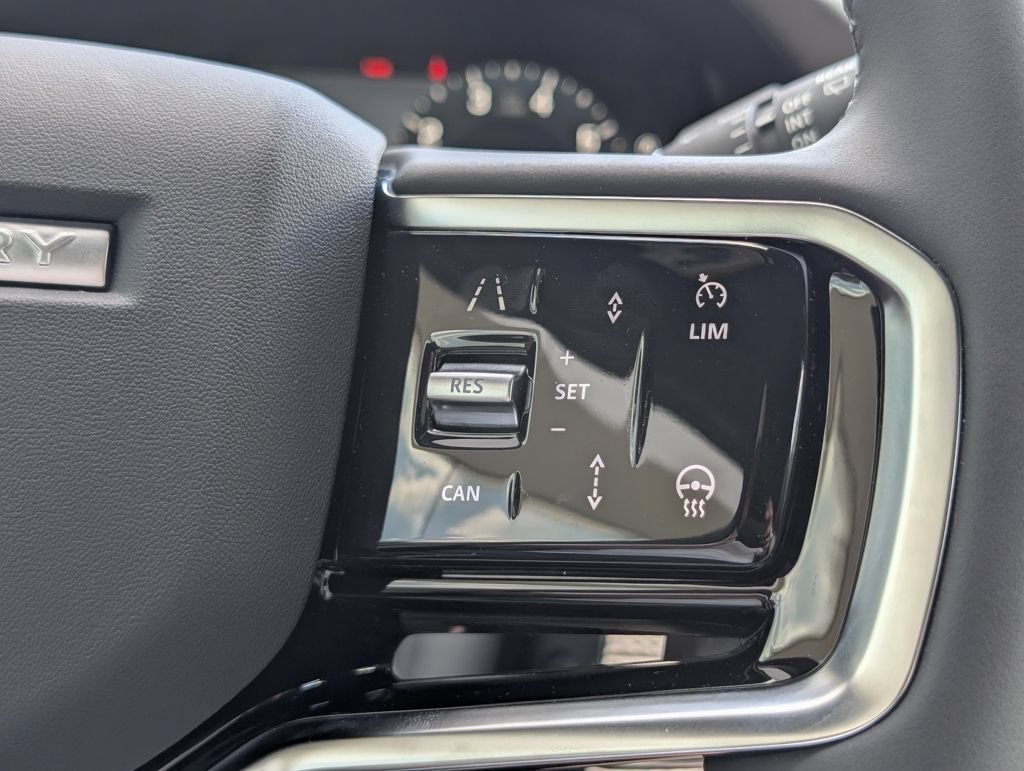 New 2026 Land Rover Discovery Sport Landmark AWD/4WD image 28
