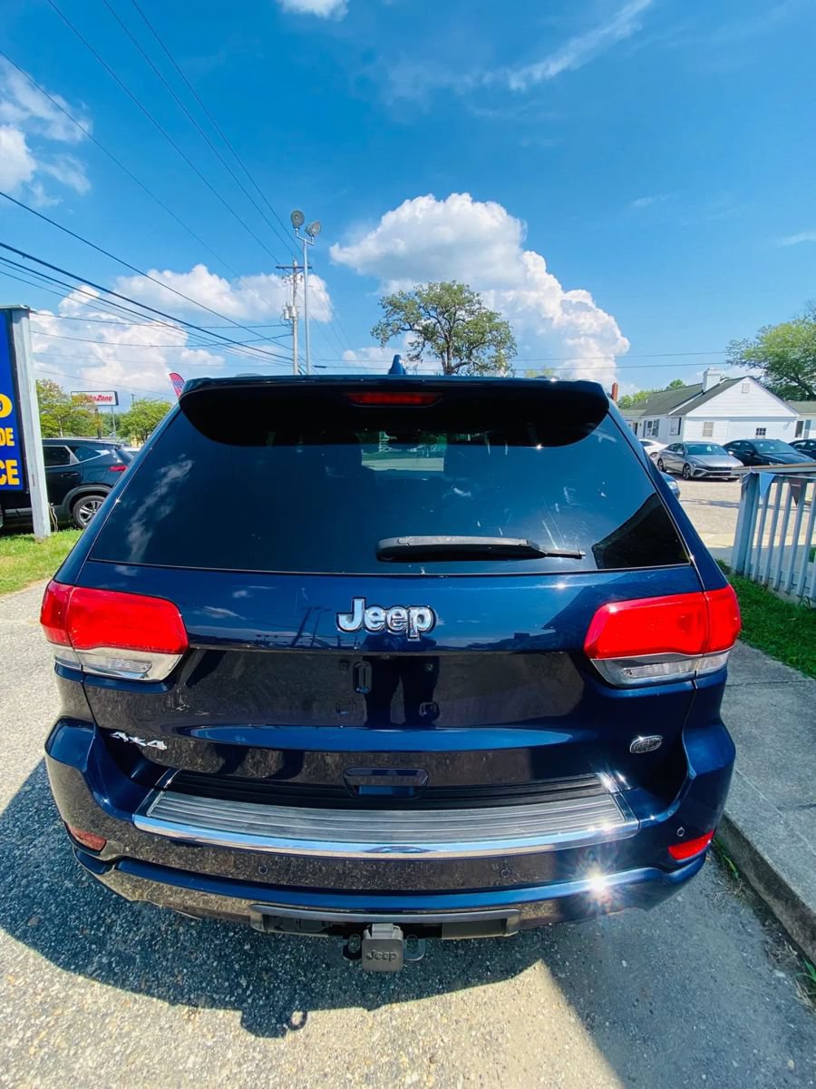 Used 2018 Jeep Grand Cherokee Overland AWD/4WD image 21