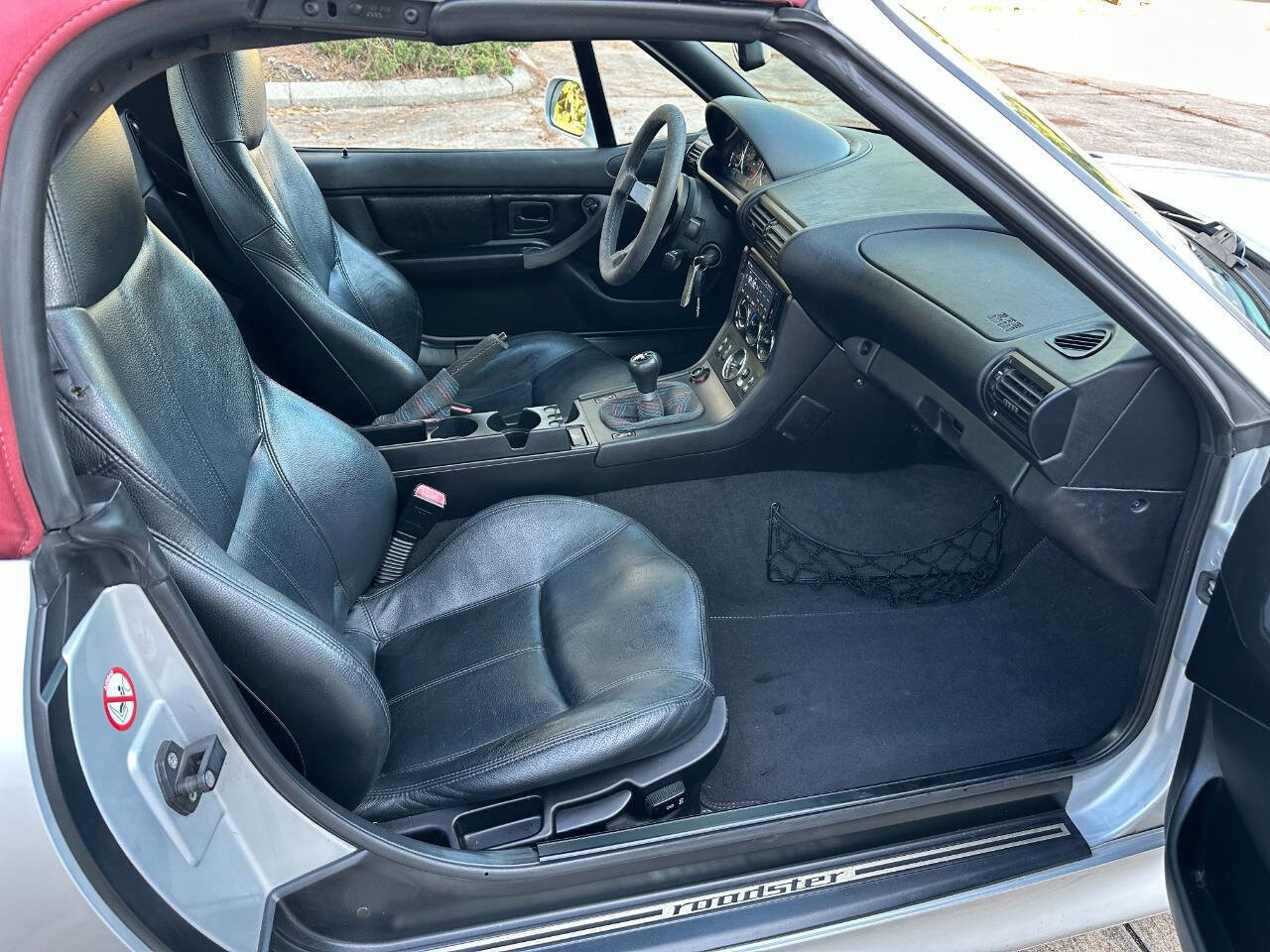 Used 2002 BMW Z3 2.5i image 17