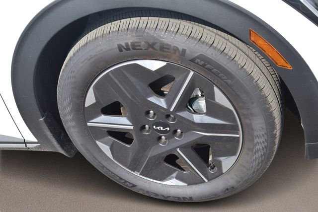 New 2025 Kia EV6 Light image 12