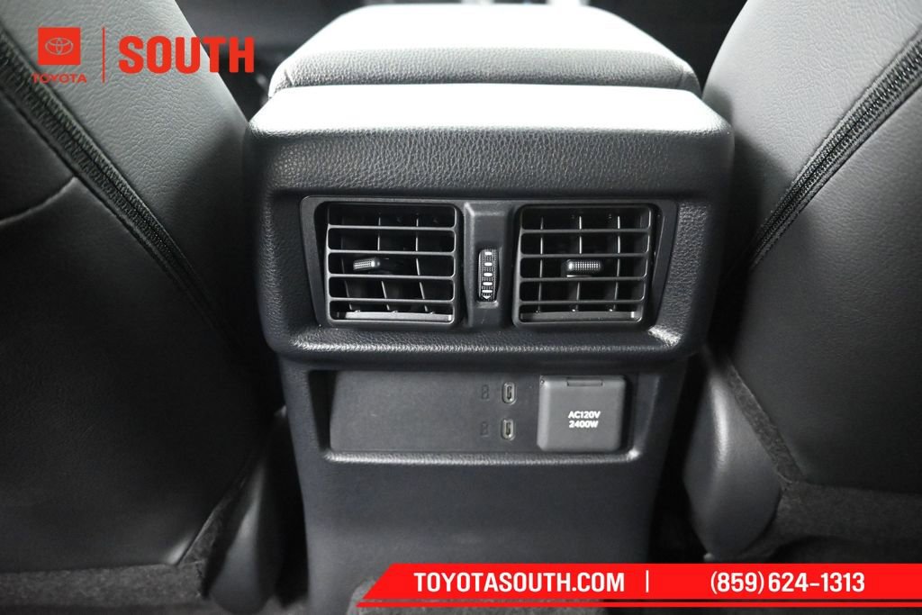 Used 2025 Toyota 4Runner TRD Off-Road Premium AWD/4WD image 29