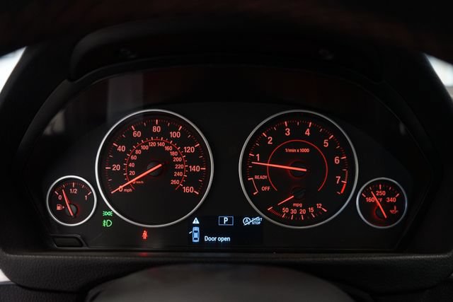 Used 2018 BMW 330i xDrive Sedan AWD/4WD image 20