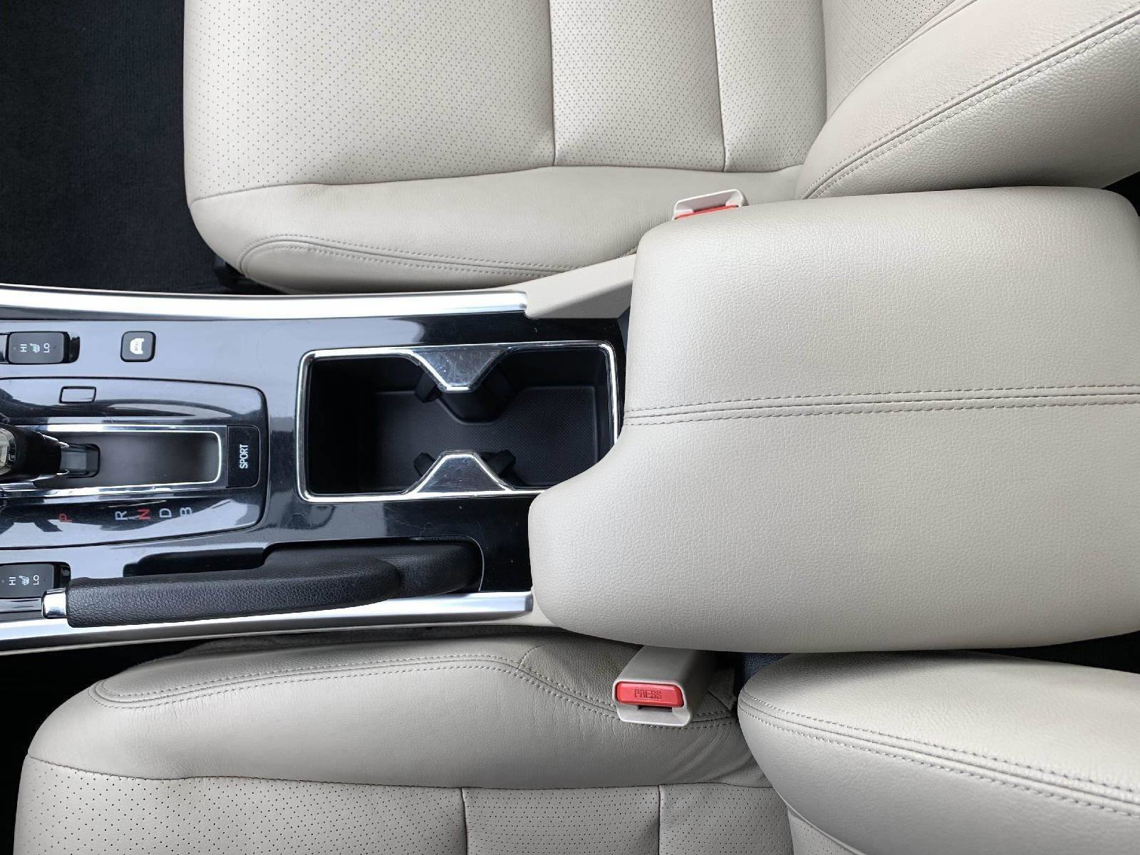 Used 2017 Honda Accord EX-L image 31