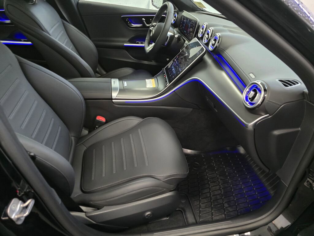 Used 2024 Mercedes-Benz C 300 4MATIC Sedan image 21