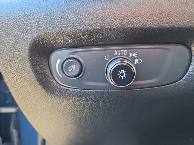Certified 2023 Chevrolet Traverse LS w/ Midnight/Sport Edition AWD/4WD image 24