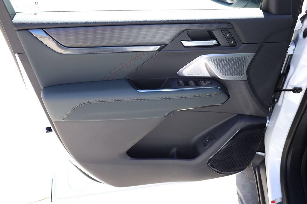 New 2027 GMC Acadia AT4 w/ AT4 Reserve Package AWD/4WD image 10