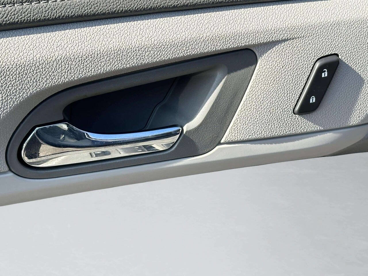 Used 2016 Chevrolet Traverse LS image 14