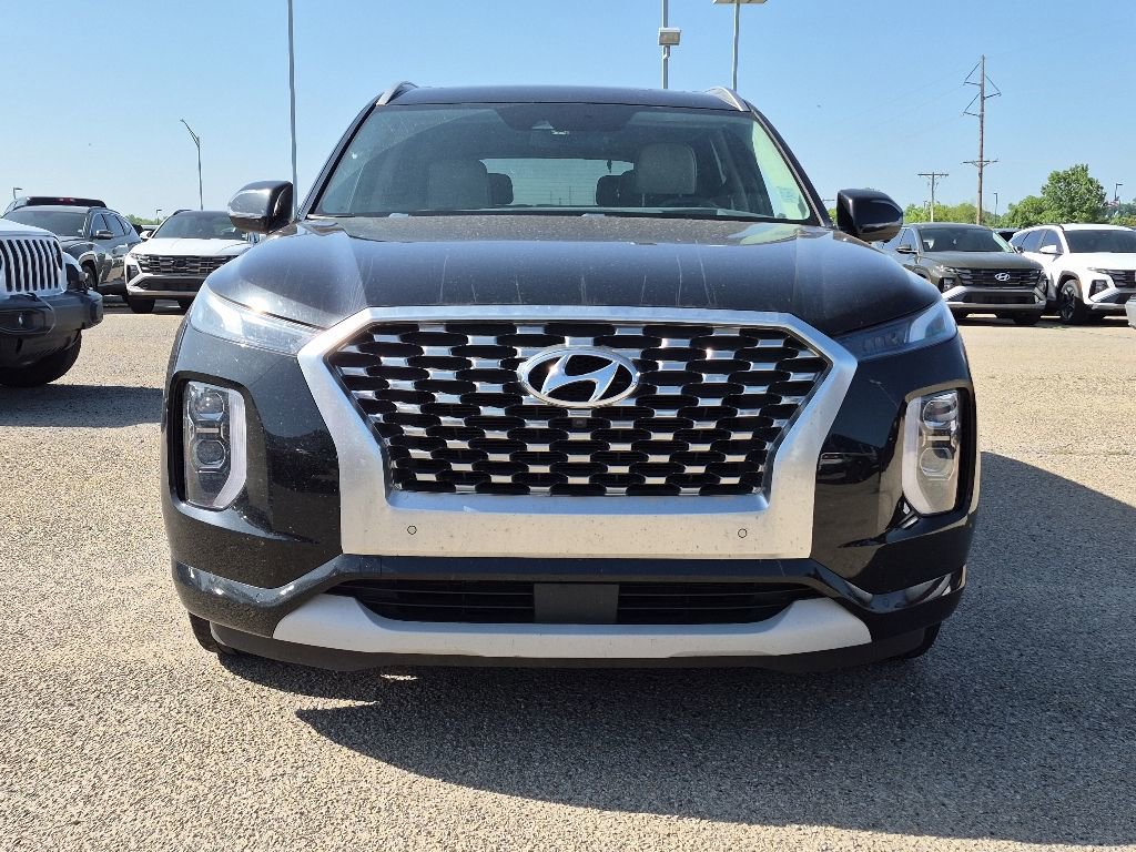 Used 2021 Hyundai Palisade Limited FWD image 2