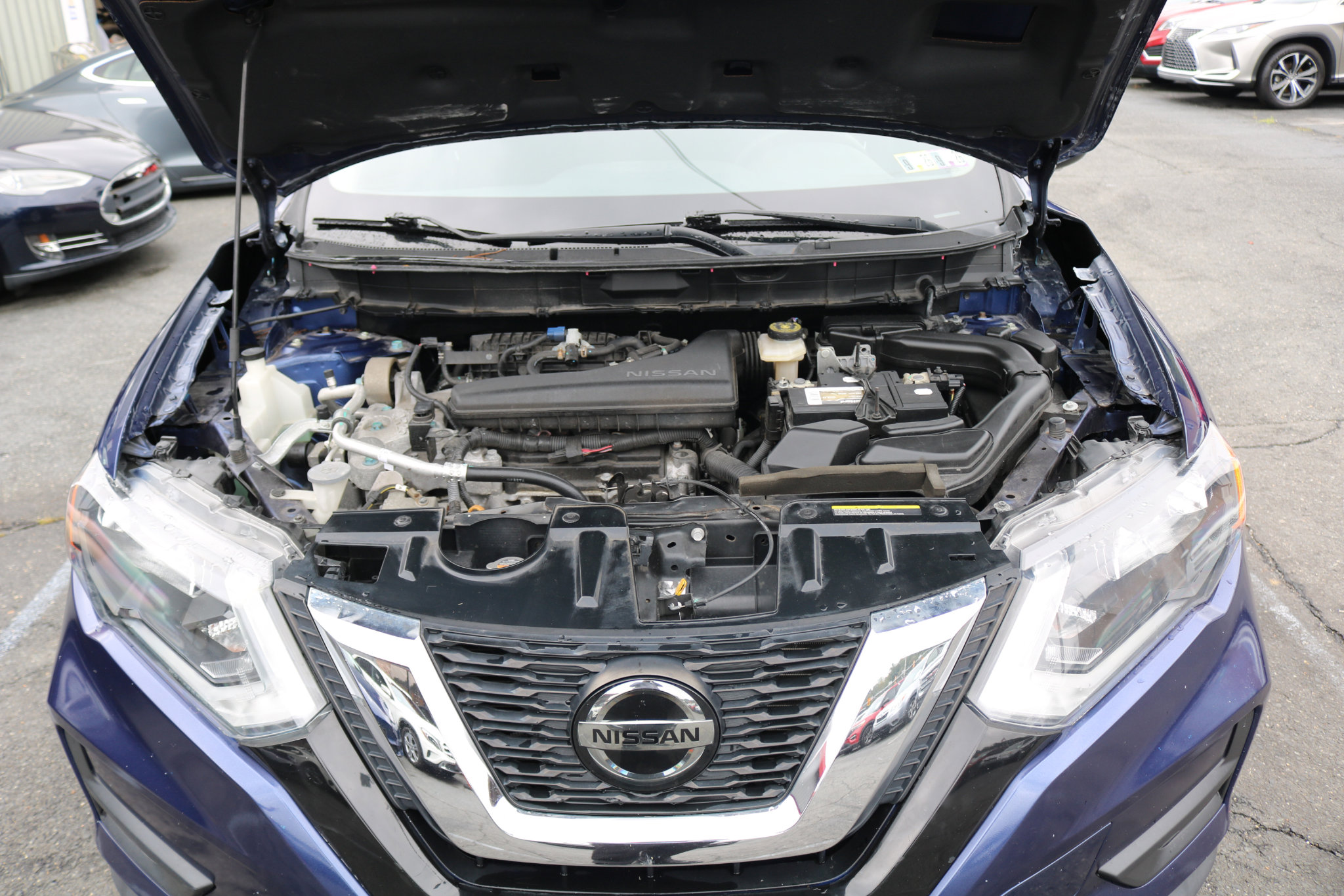 Used 2019 Nissan Rogue SV image 45