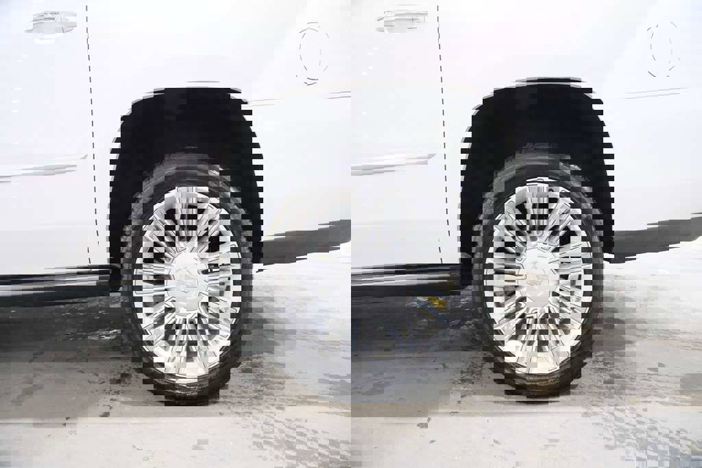 Used 2020 Cadillac Escalade ESV Platinum image 7