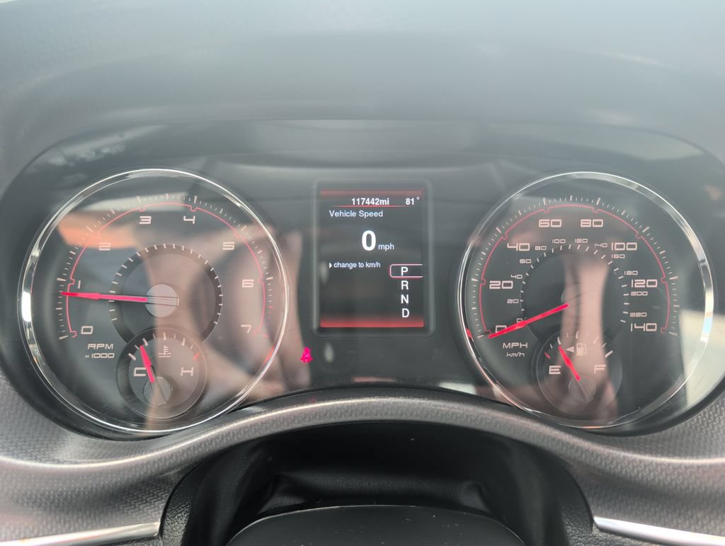 Used 2013 Dodge Charger SE RWD image 12