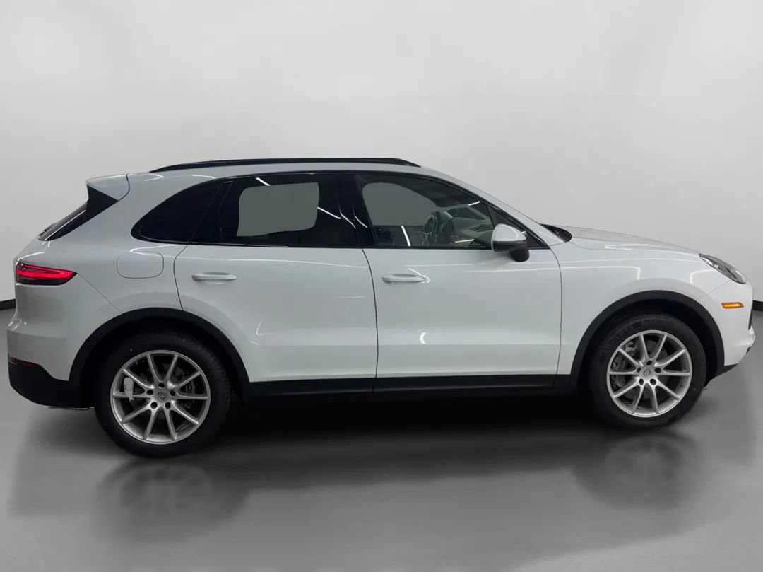 Used 2021 Porsche Cayenne AWD/4WD image 11