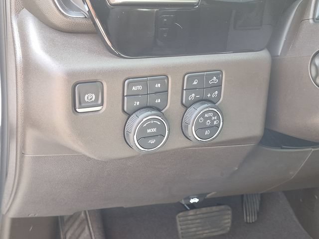 Used 2025 Chevrolet Silverado 1500 LTZ w/ LTZ Premium Package AWD/4WD image 18