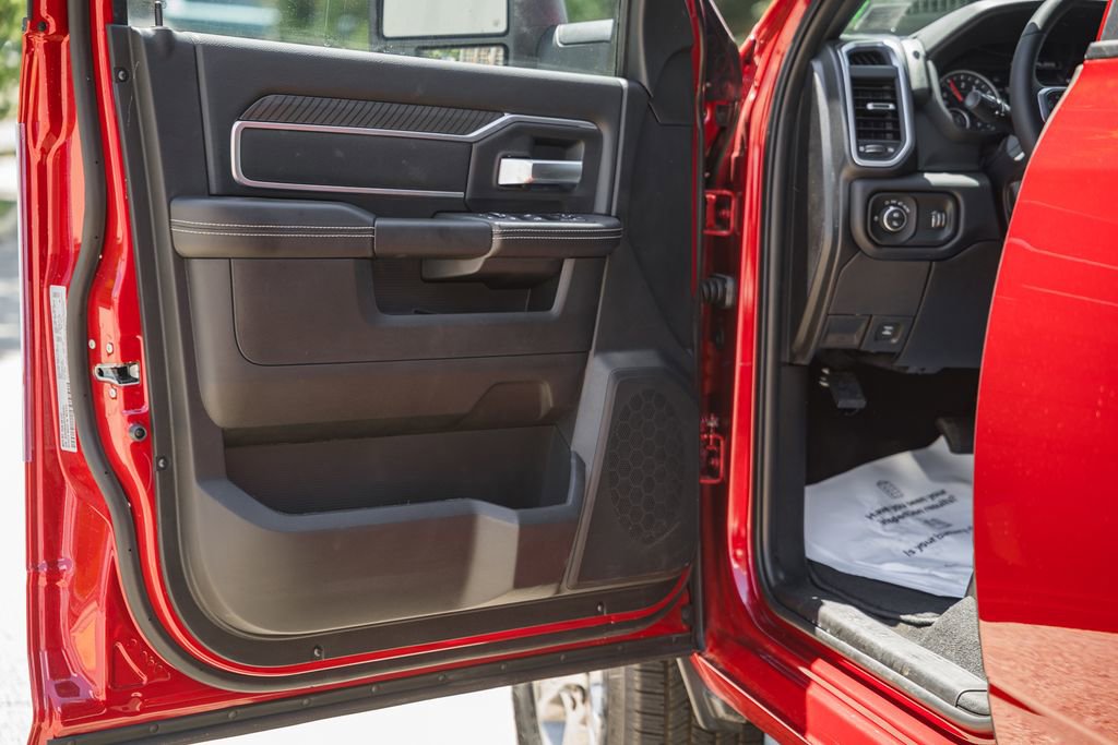 New 2026 RAM 2500 Big Horn AWD/4WD image 40