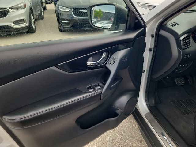 Certified 2019 Nissan Rogue SL w/ Premium Package FWD image 20
