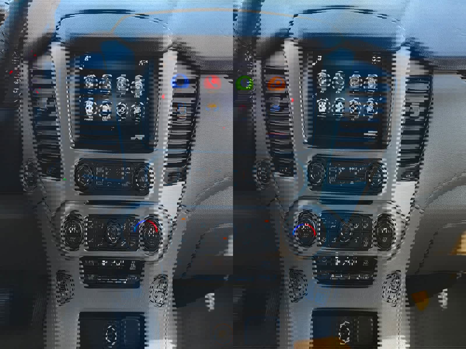 Used 2015 GMC Yukon SLT w/ Open Road Package image 15